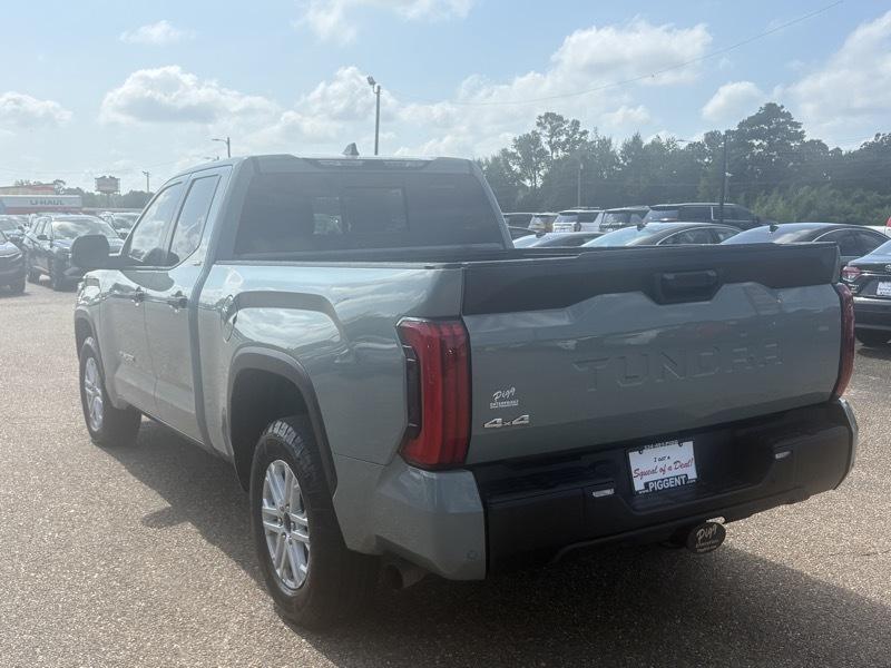 Toyota Tundra  2024