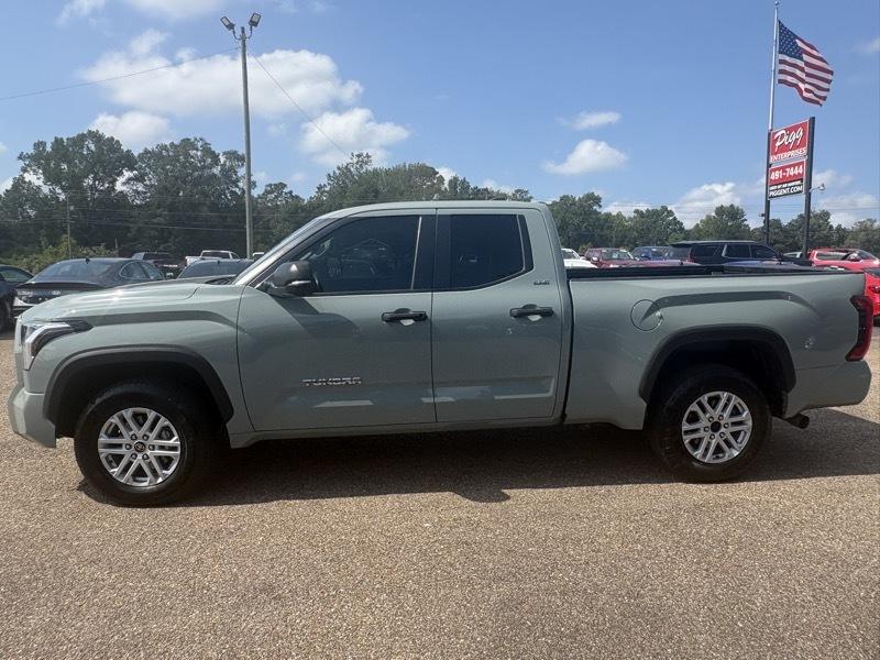 Toyota Tundra  2024