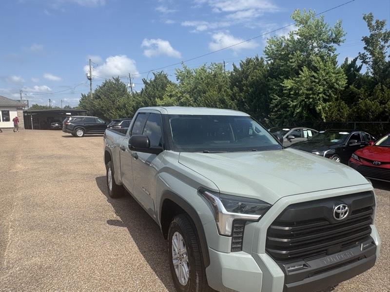 Toyota Tundra  2024