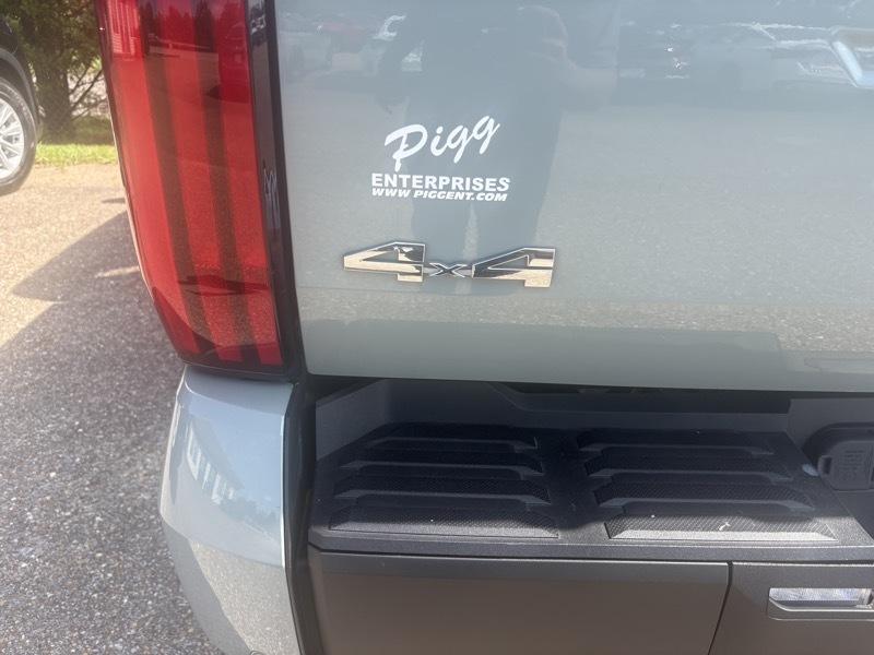 Toyota Tundra  2024