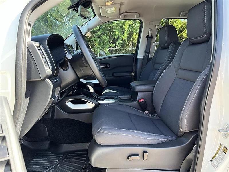 Nissan Frontier  2023