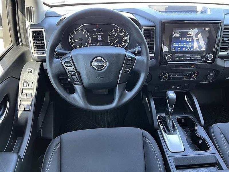 Nissan Frontier  2023