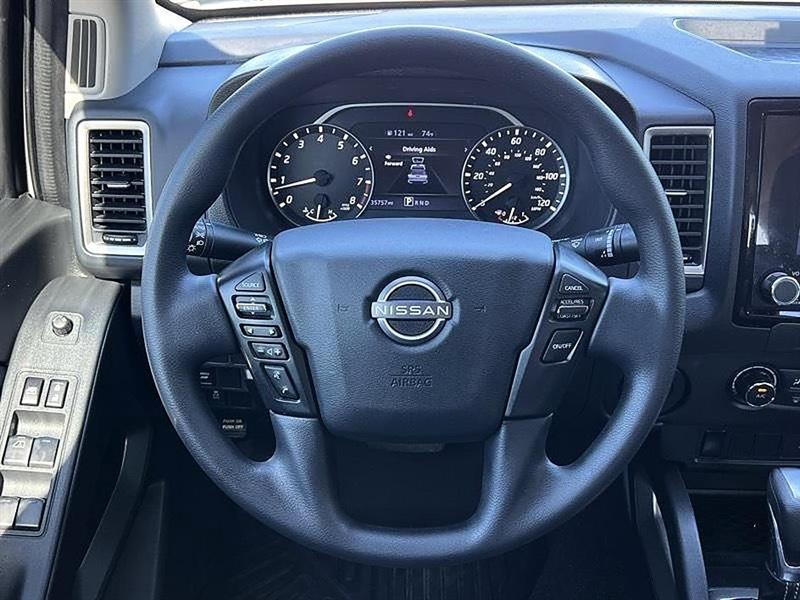 Nissan Frontier  2023