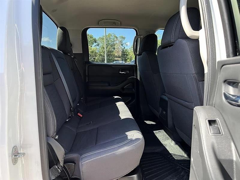 Nissan Frontier  2023