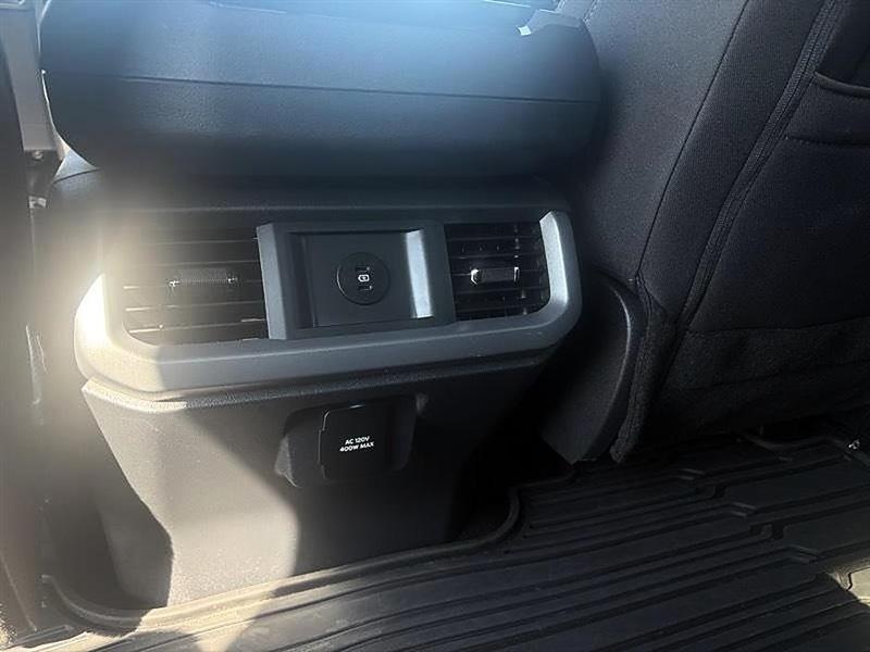 Ford F-150  2025