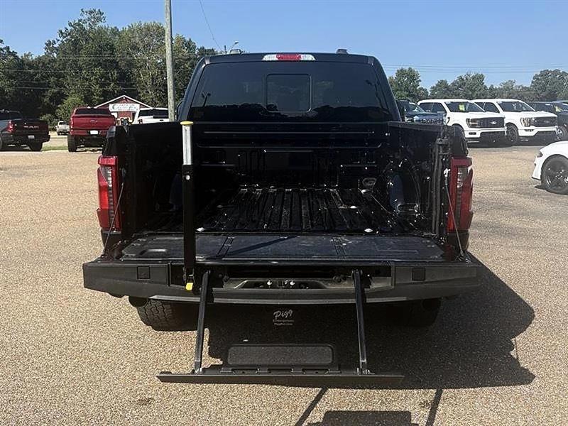 Ford F-150  2025