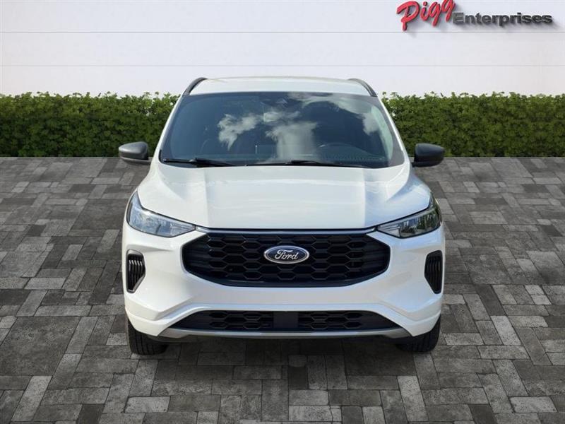 Ford Escape  2023