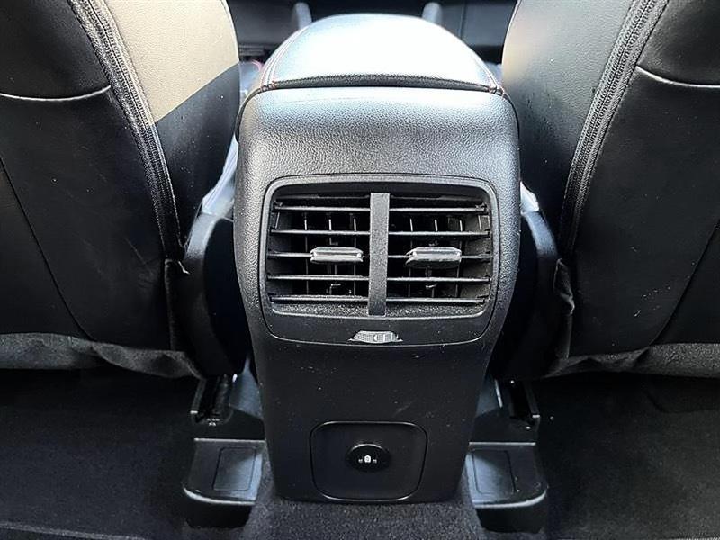 Ford Escape  2023