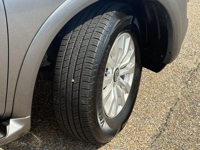 Nissan Armada SV 2WD 2023
