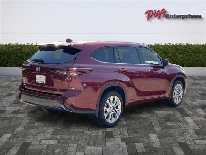 Toyota Highlander  2025