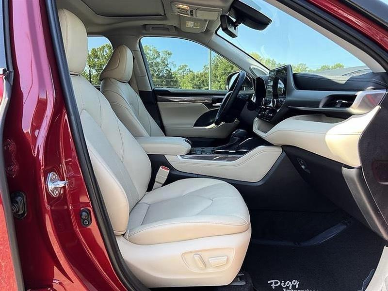 Toyota Highlander  2025