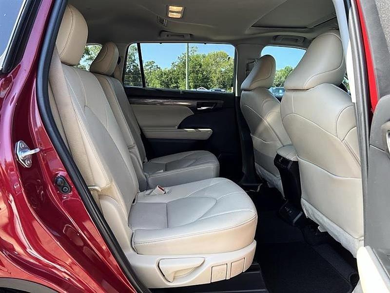 Toyota Highlander  2025