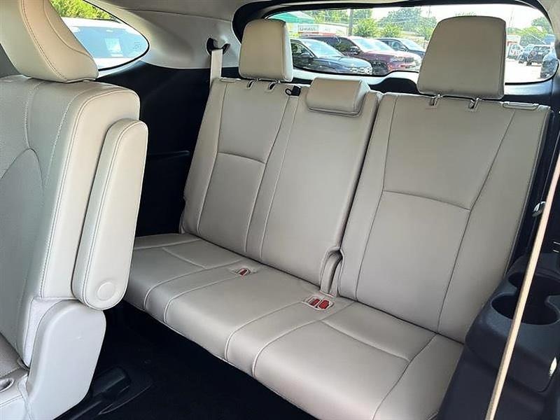 Toyota Highlander  2025