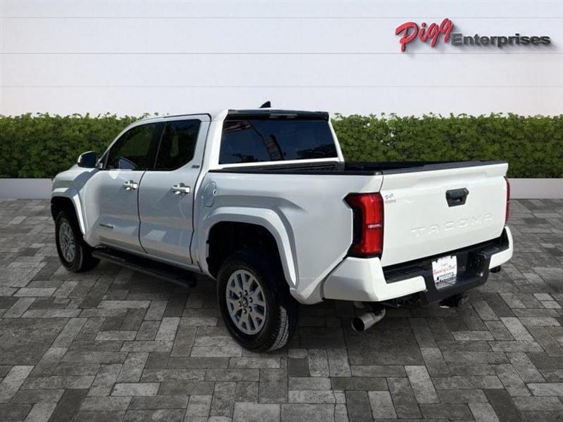Toyota Tacoma  2025