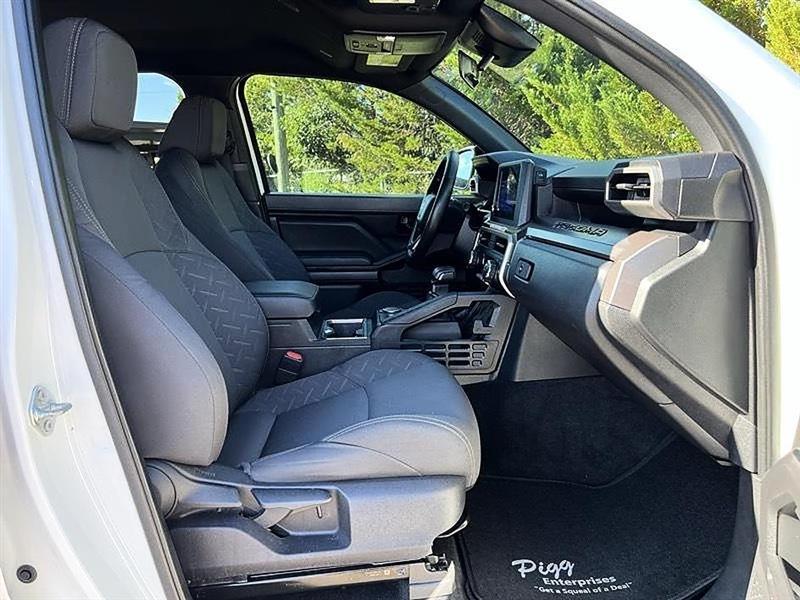 Toyota Tacoma  2025