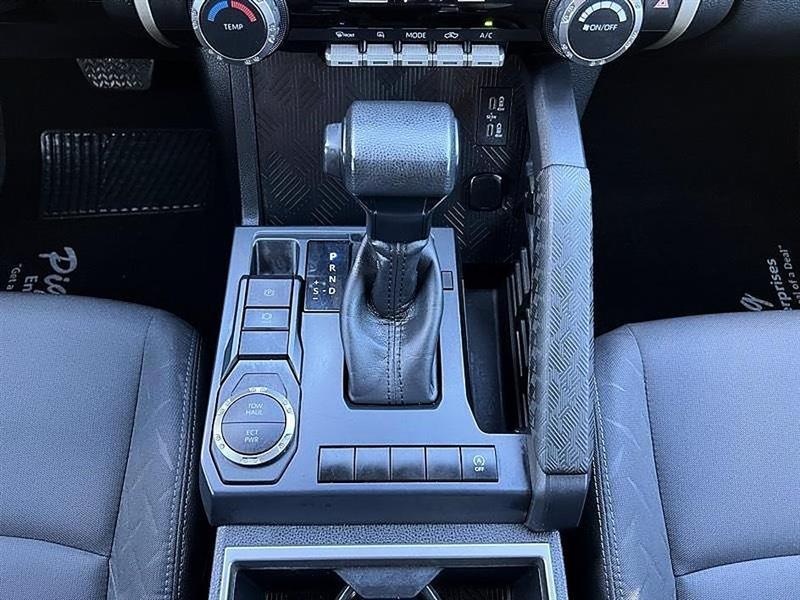 Toyota Tacoma  2025