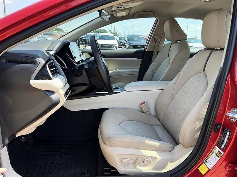 Toyota Camry  2024