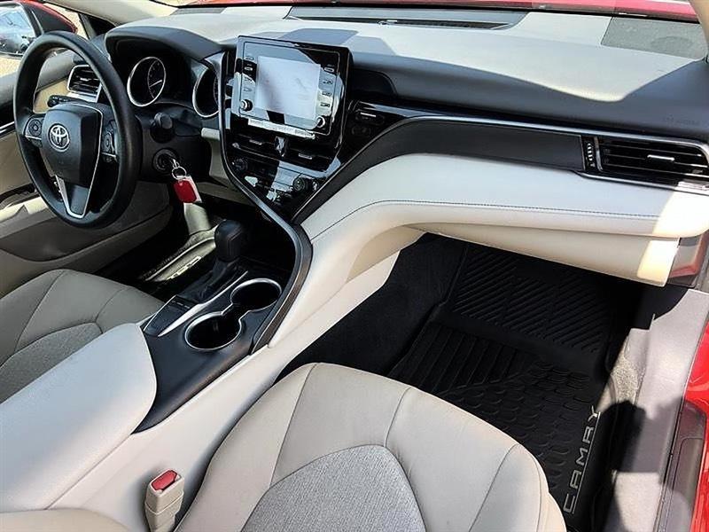 Toyota Camry  2024