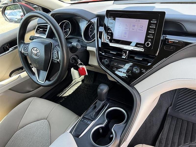 Toyota Camry  2024
