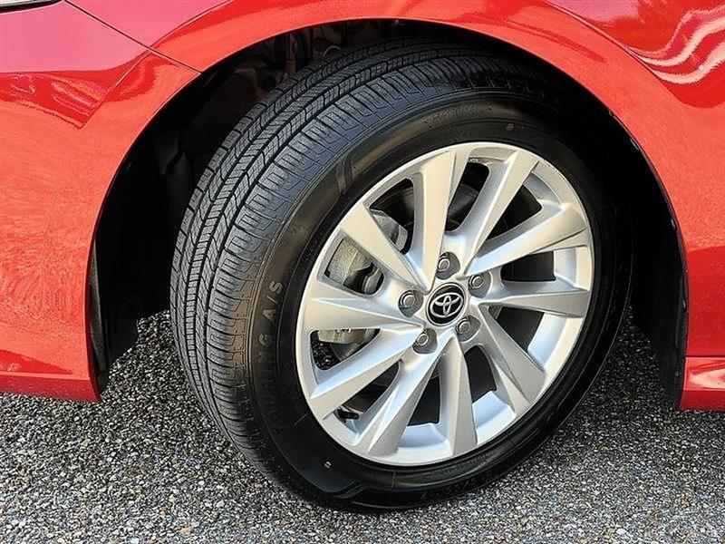 Toyota Camry  2024