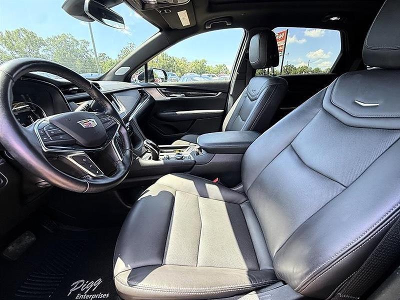 Cadillac XT5  2023