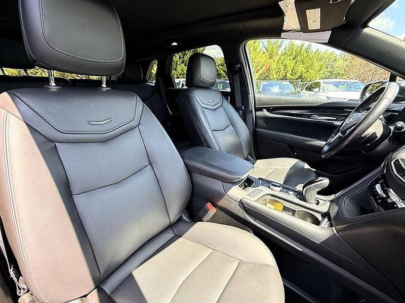 Cadillac XT5  2023