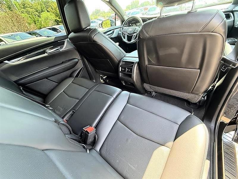Cadillac XT5  2023