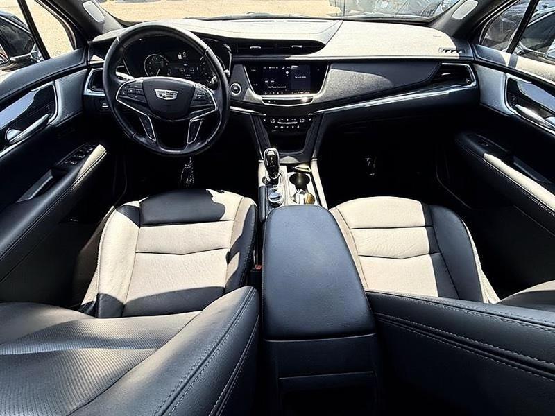 Cadillac XT5  2023