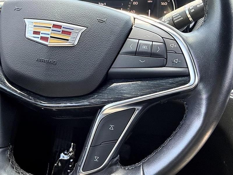 Cadillac XT5  2023