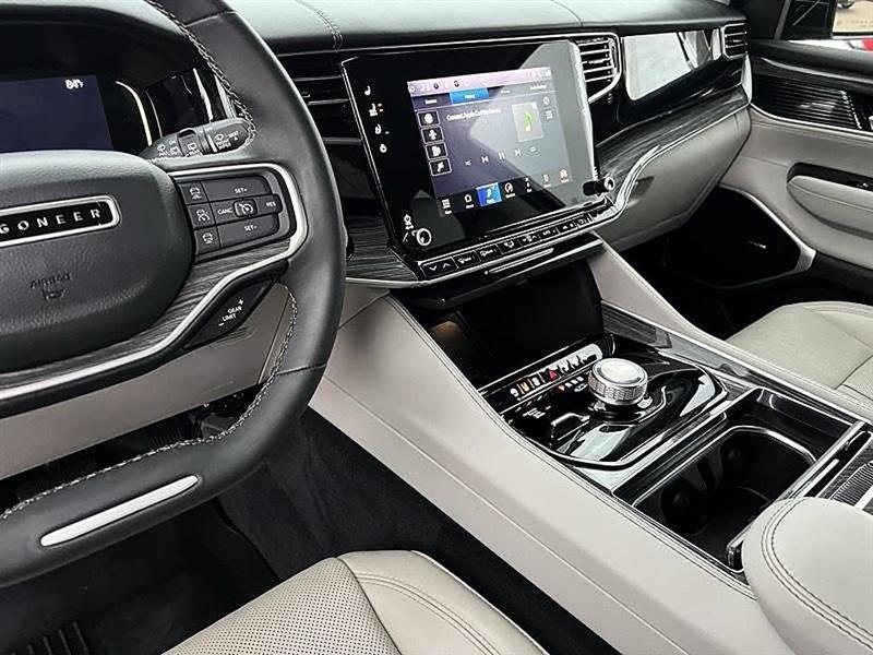 Jeep Wagoneer  2022