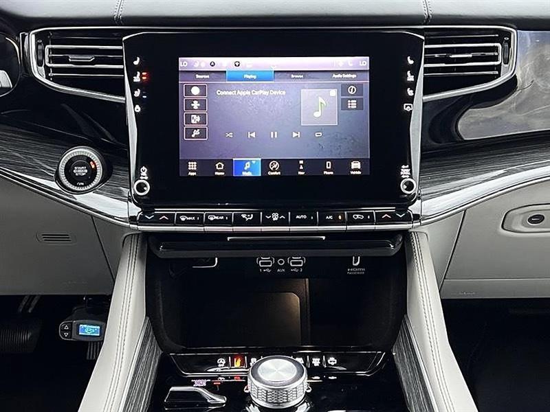 Jeep Wagoneer  2022