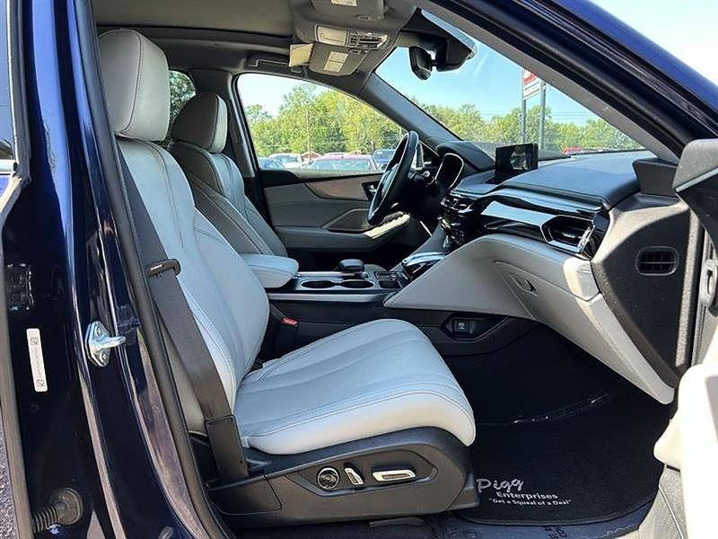 Acura MDX  2023