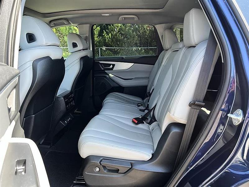 Acura MDX  2023