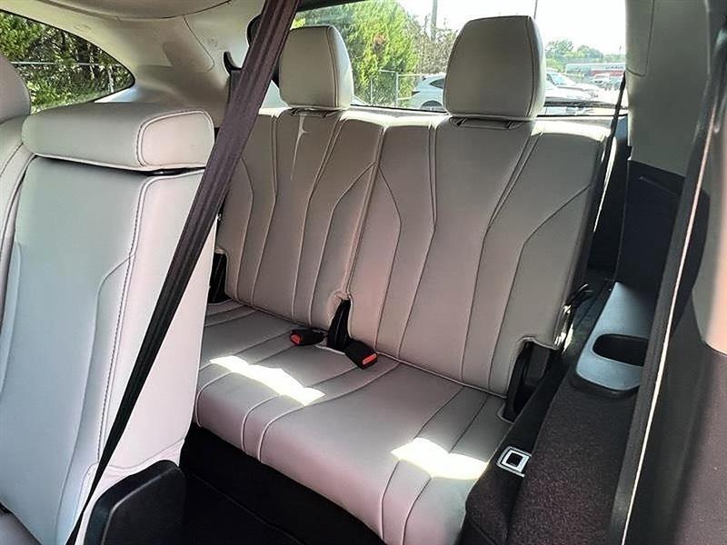Acura MDX  2023