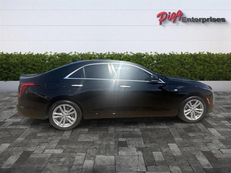 Cadillac CT4  2024