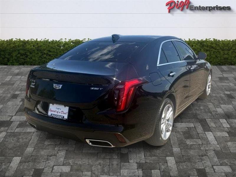 Cadillac CT4  2024