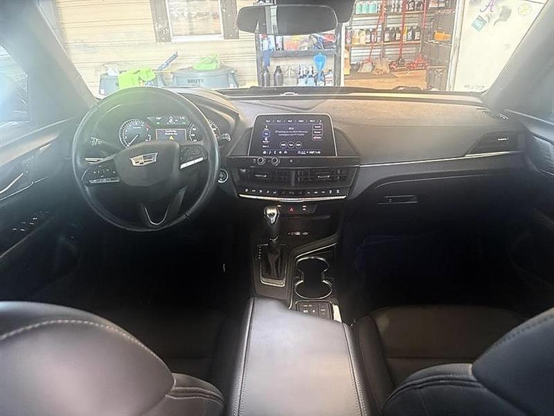 Cadillac CT4  2024
