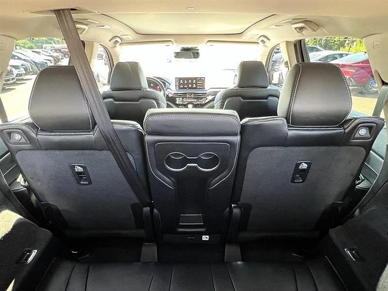 Acura MDX  2025