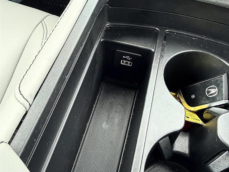 Acura RDX  2023