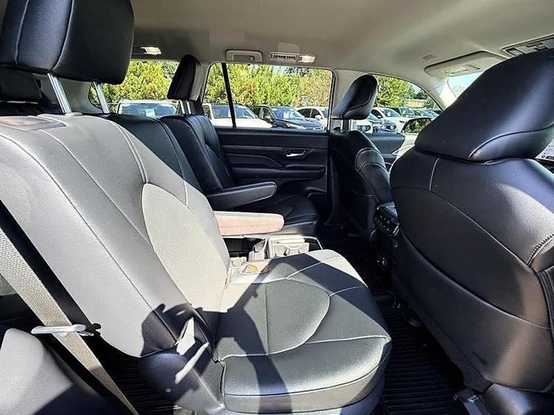 Toyota Grand Highlander  2026