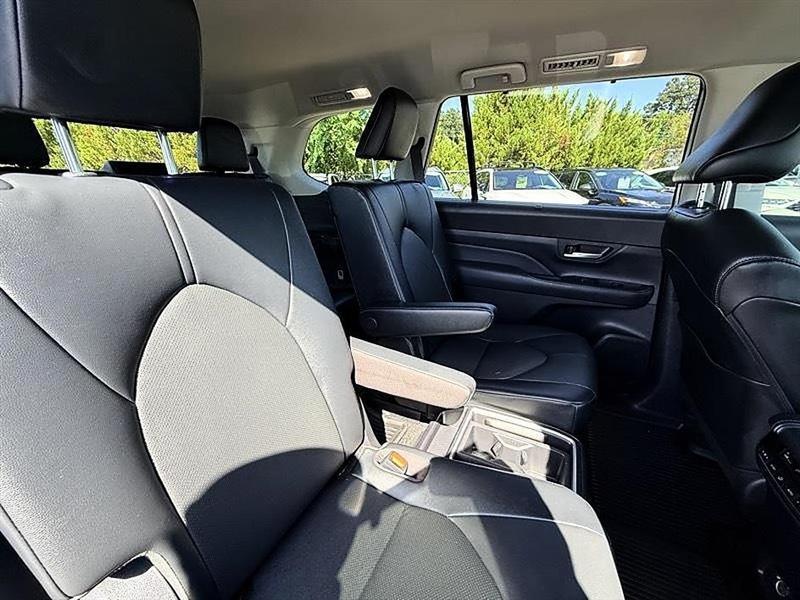 Toyota Grand Highlander  2026