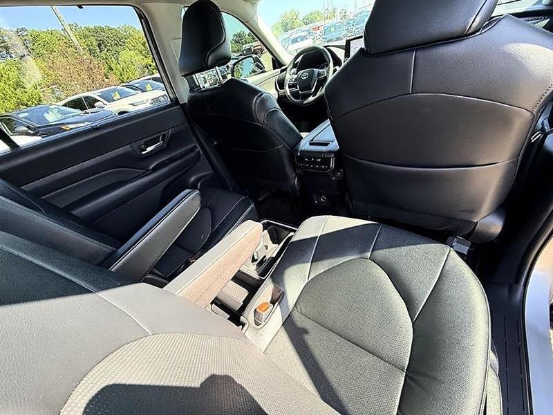 Toyota Grand Highlander  2026