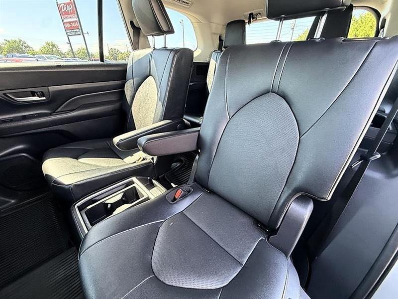 Toyota Grand Highlander  2026