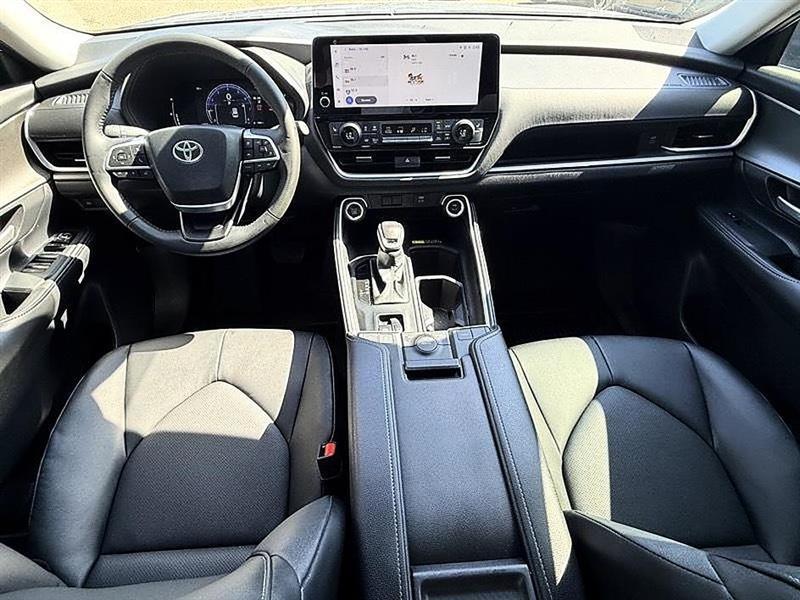 Toyota Grand Highlander  2026