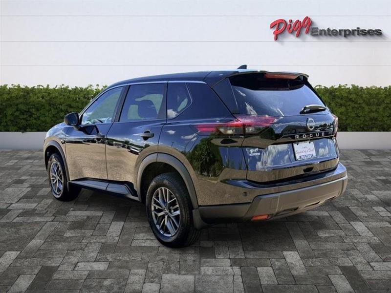 Nissan Rogue  2025