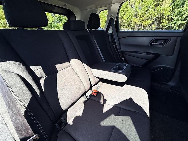 Nissan Rogue  2025