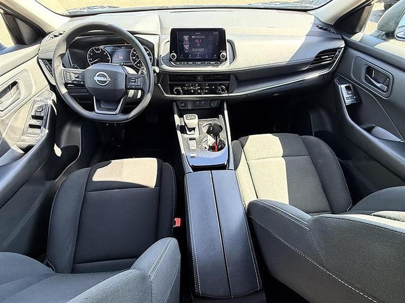 Nissan Rogue  2025