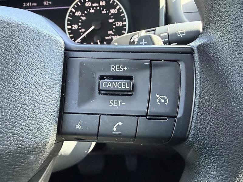 Nissan Rogue  2025