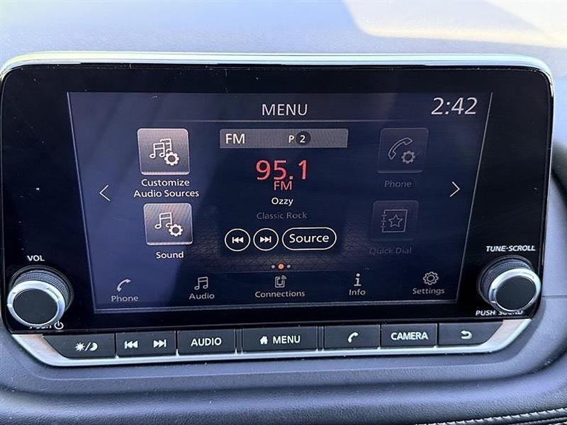 Nissan Rogue  2025