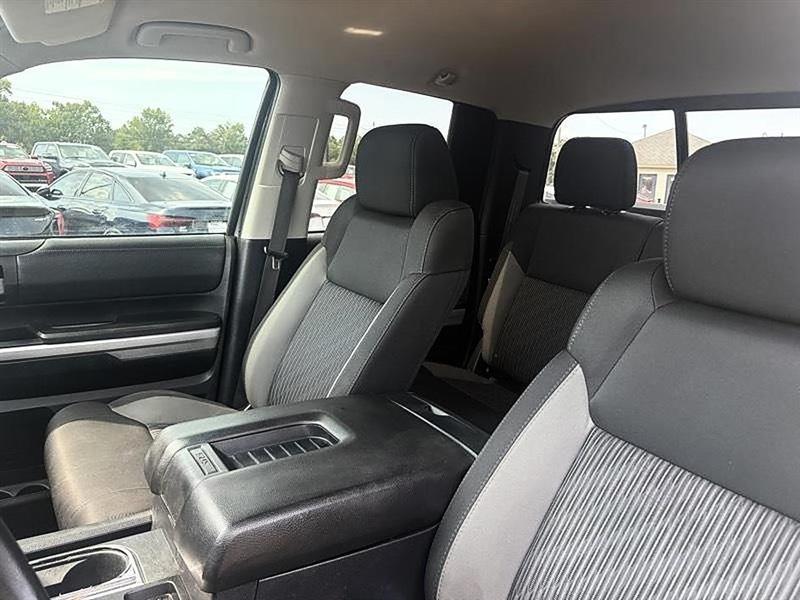 Toyota Tundra  2017